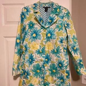Floral print spring coat with blue green and white colors